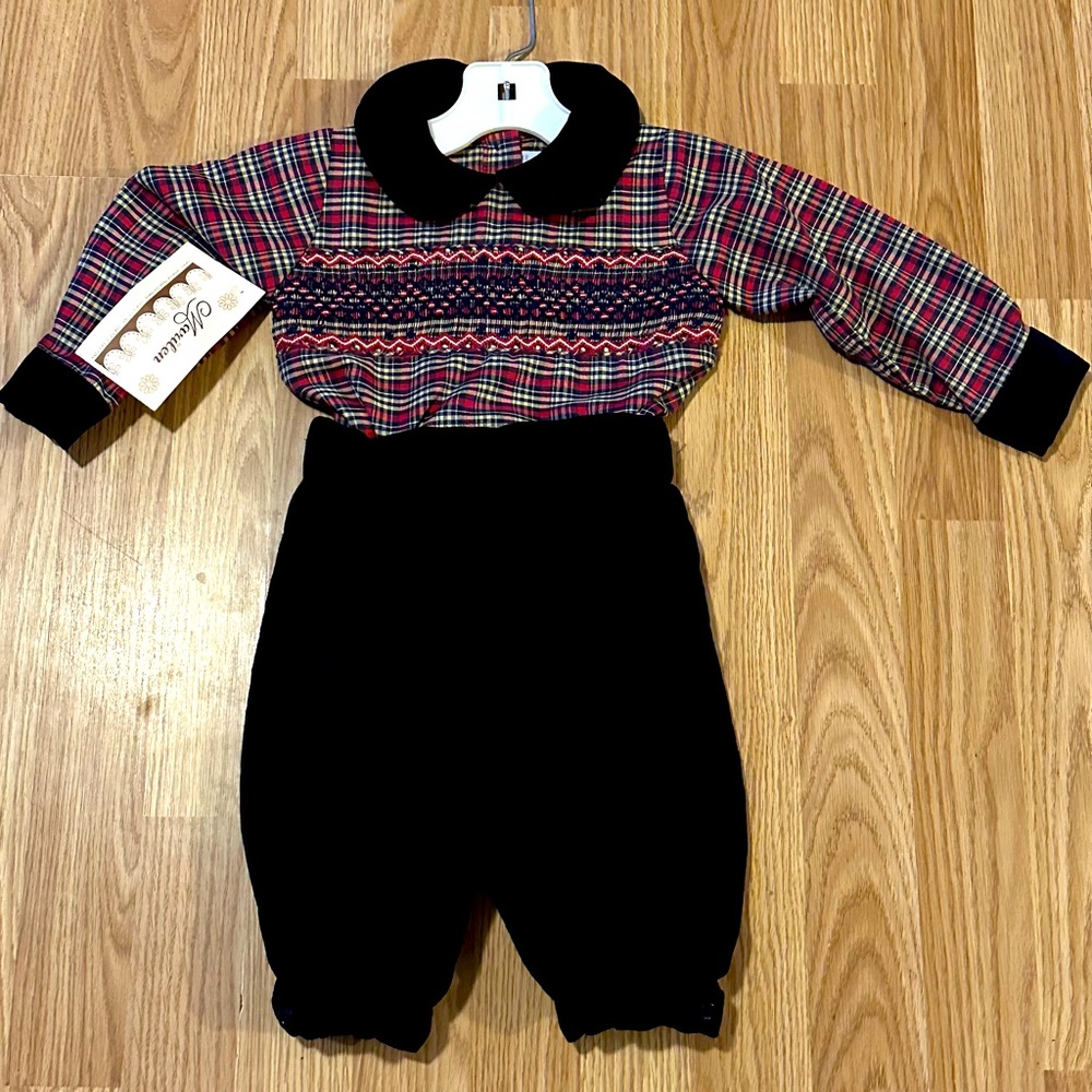 Marilen 2 Piece Set Black Velvet Pants & Red/Blue Plaid Top -Size 2 -New w/ Tags